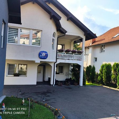 Apartments Airport Inn Dubrave Gornje Екстер'єр фото