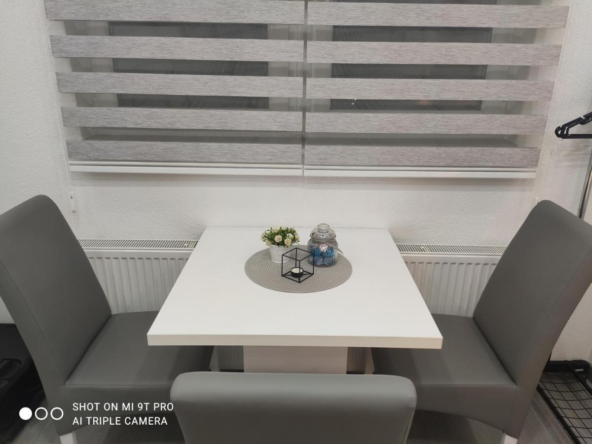 Apartments Airport Inn Dubrave Gornje Екстер'єр фото