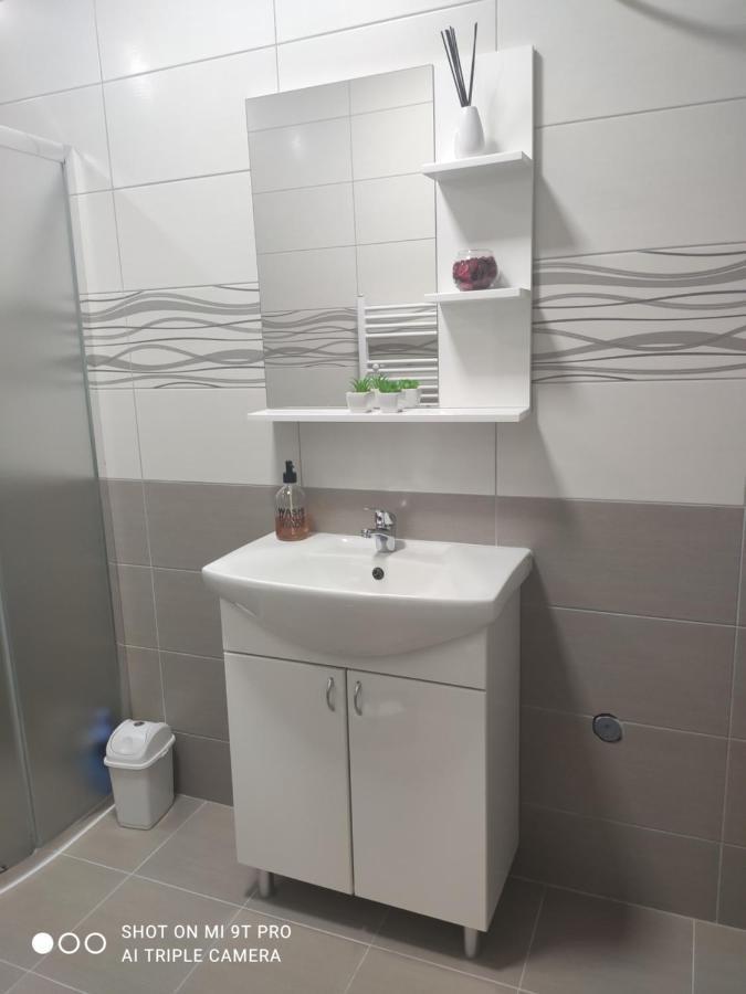 Apartments Airport Inn Dubrave Gornje Екстер'єр фото